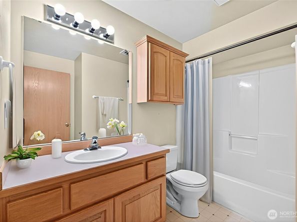 706 N 92nd Street, Seattle WA 98103
