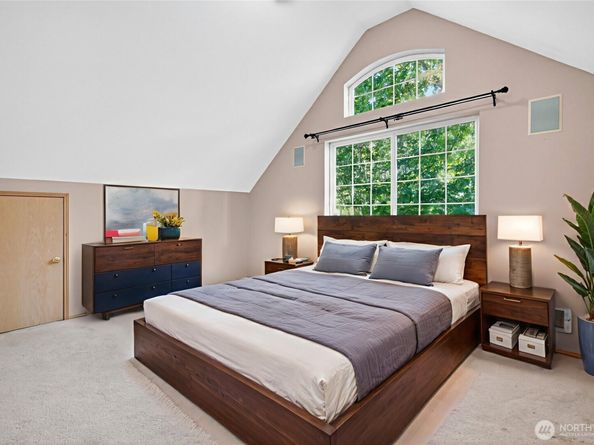706 N 92nd Street, Seattle WA 98103