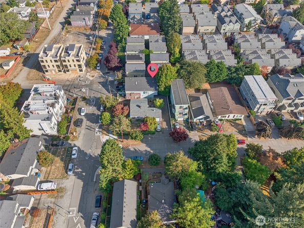 706 N 92nd Street, Seattle WA 98103