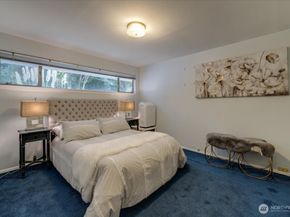 4332 W Mercer Way, Mercer Island WA 98040
