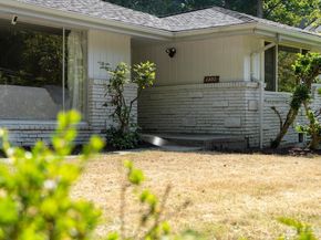 4332 W Mercer Way, Mercer Island WA 98040