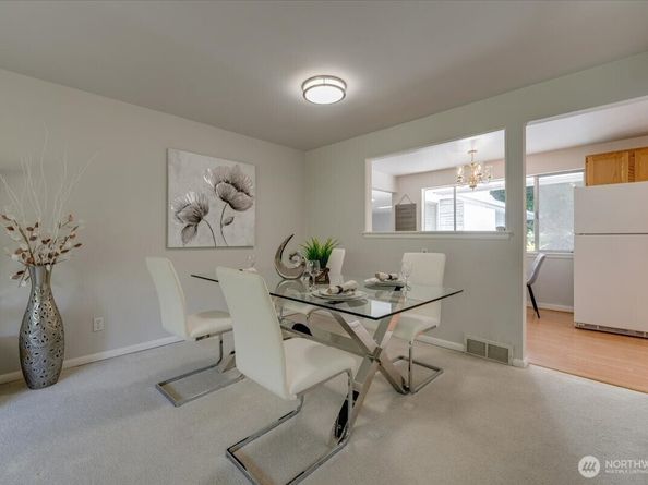 4332 W Mercer Way, Mercer Island WA 98040