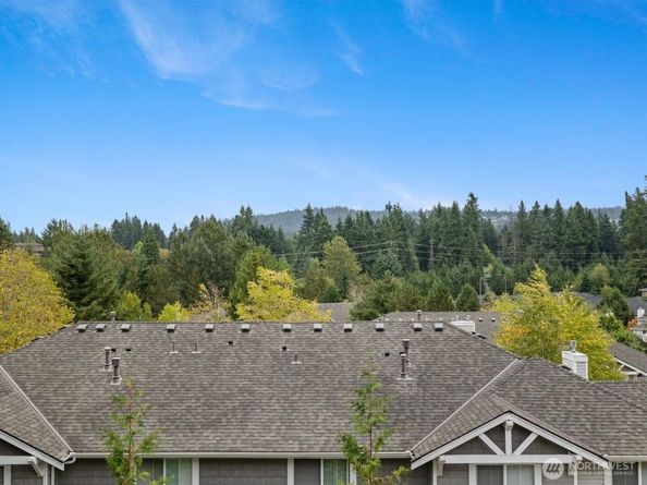 5256 236 Place SE 243, Issaquah WA 98029