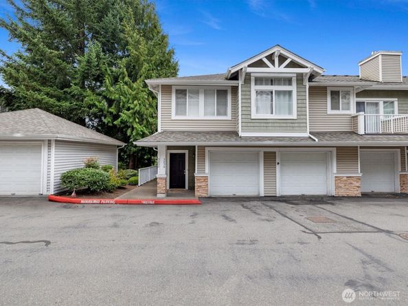 5256 236 Place SE 243, Issaquah WA 98029