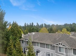 5256 236 Place SE 243, Issaquah WA 98029
