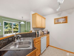 1009 112th Street SE B305, Everett WA 98208