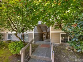 1009 112th Street SE B305, Everett WA 98208