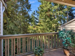 1009 112th Street SE B305, Everett WA 98208
