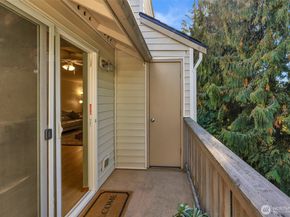 1009 112th Street SE B305, Everett WA 98208