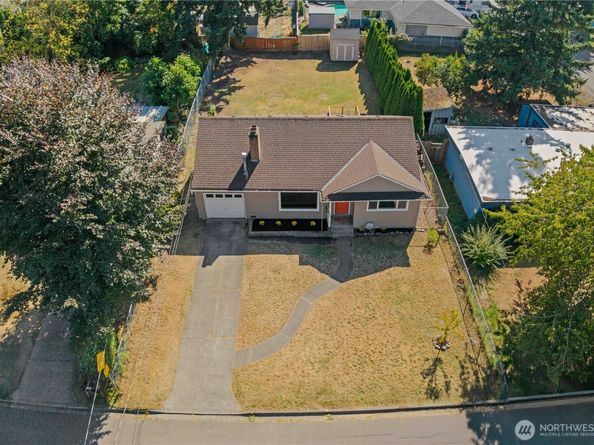 1104 12th Street NE, Auburn WA 98002