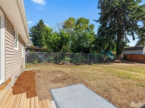 1104 12th Street NE, Auburn WA 98002