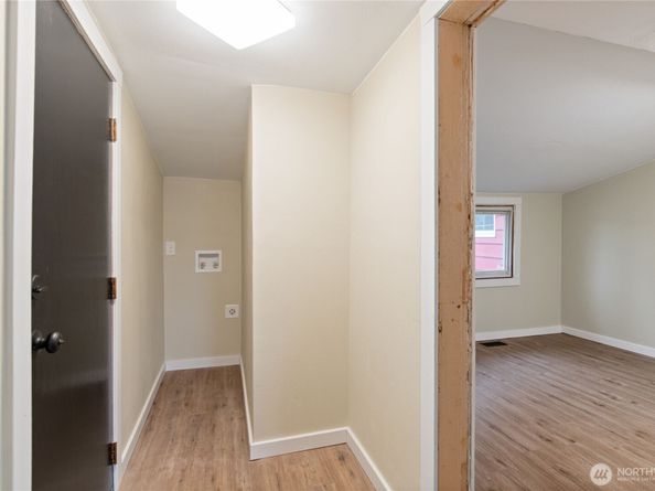 2013 8th Street, Bremerton WA 98337