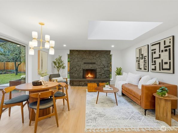 16512 18th Avenue NE, Shoreline WA 98155