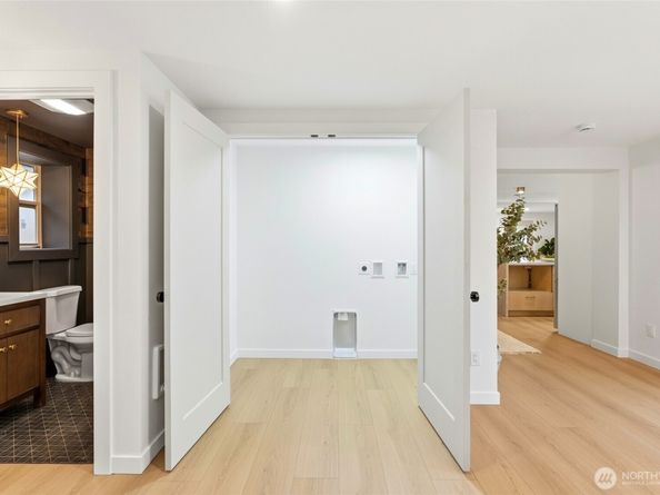 16512 18th Avenue NE, Shoreline WA 98155