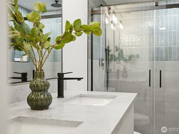 16512 18th Avenue NE, Shoreline WA 98155