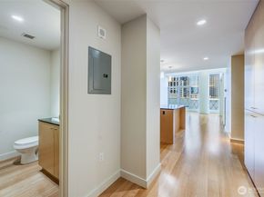 909 5th Avenue 1203, Seattle WA 98164