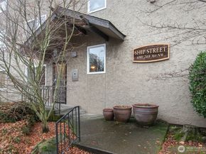 6501 24th Avenue NW A, Seattle WA 98117