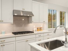 10814 (HS 65) 120th Lane NE E, Kirkland WA 98033