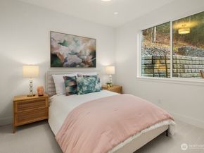 10814 (HS 65) 120th Lane NE E, Kirkland WA 98033