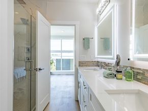 1015 Sturgus Avenue S A, Seattle WA 98144