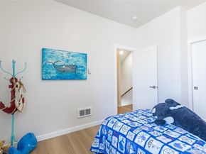 1015 Sturgus Avenue S A, Seattle WA 98144