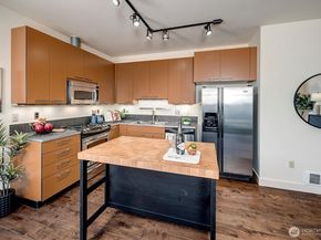 1414 12th Avenue 301, Seattle WA 98122