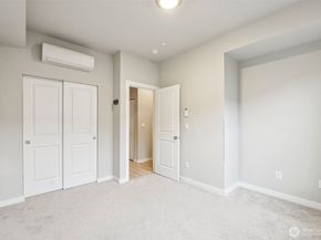 14925 44th Avenue W B4, Lynnwood WA 98087