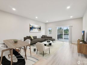 14925 44th Avenue W B4, Lynnwood WA 98087