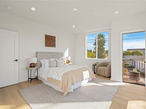 3425 Albion Place N, Seattle WA 98103