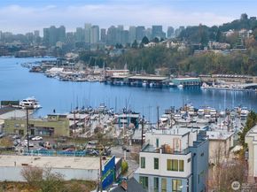 3425 Albion Place N, Seattle WA 98103