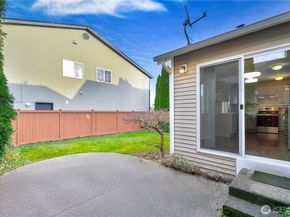 2742 SE 4th Street, Renton WA 98056