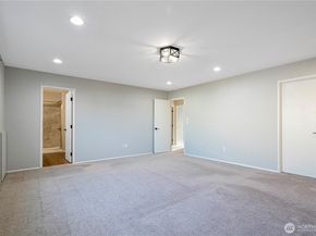 2742 SE 4th Street, Renton WA 98056