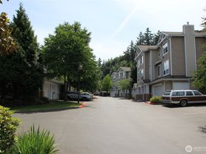 5246 237th Terrace SE, Issaquah WA 98029