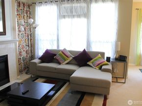 5246 237th Terrace SE, Issaquah WA 98029