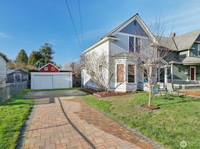 3222 Kromer Avenue, Everett WA 98201