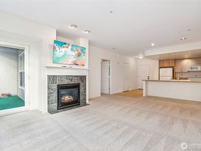 3221 SW Avalon Way 313, Seattle WA 98126