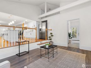 959 Hoquiam Avenue NE, Renton WA 98059