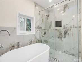 959 Hoquiam Avenue NE, Renton WA 98059