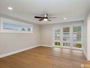 7560 S 130th Place, Seattle WA 98178