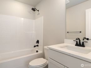 6609 S 128th Street, Seattle WA 98178