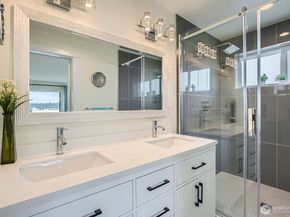 5930 18th Avenue S, Seattle WA 98108