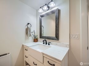 5930 18th Avenue S, Seattle WA 98108