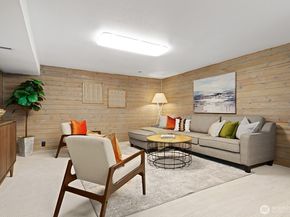 21806 NE 17th Court, Sammamish WA 98074