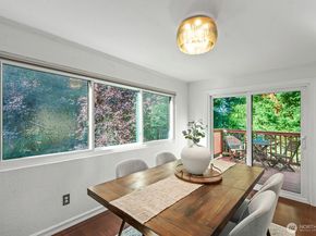 21806 NE 17th Court, Sammamish WA 98074