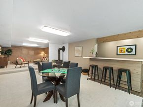 21806 NE 17th Court, Sammamish WA 98074