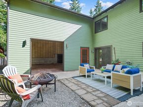 21806 NE 17th Court, Sammamish WA 98074