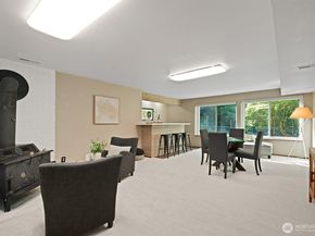 21806 NE 17th Court, Sammamish WA 98074