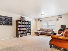 12509 SE 299th Place, Auburn WA 98092