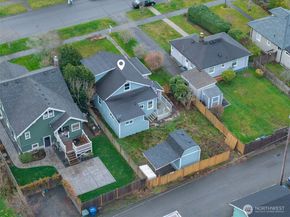 1018 Rucker Avenue, Everett WA 98201