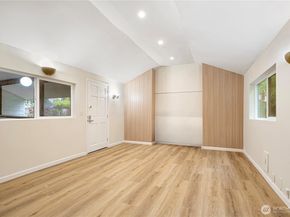 15520 30th Avenue NE, Shoreline WA 98155